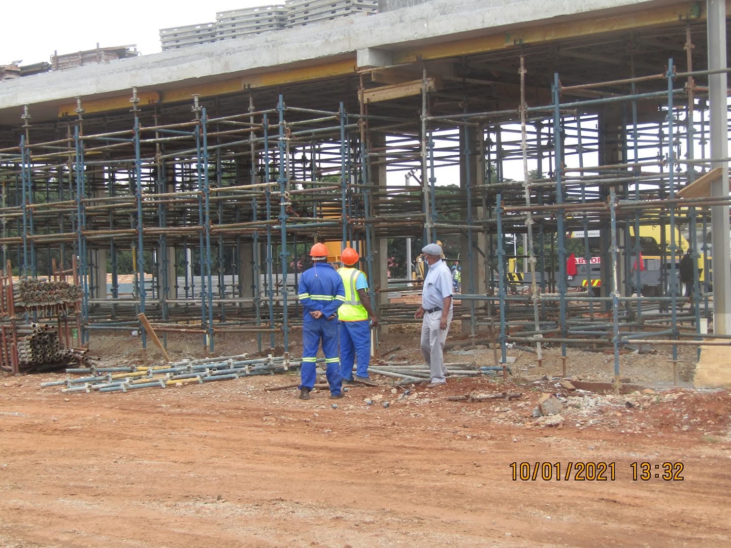 Scaffolding and brickwork on a multi-storey build
